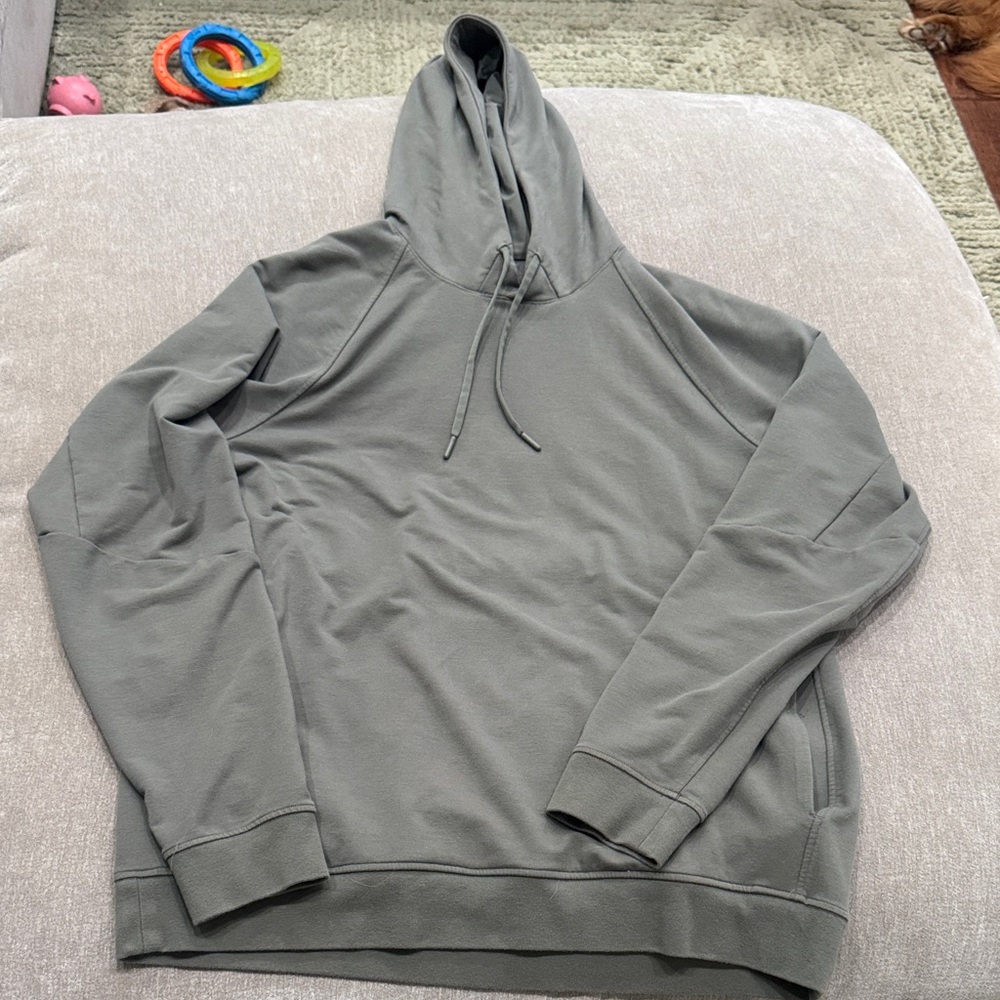 Lululemon Men's Hooded Pullover Sweatshirt - Olive